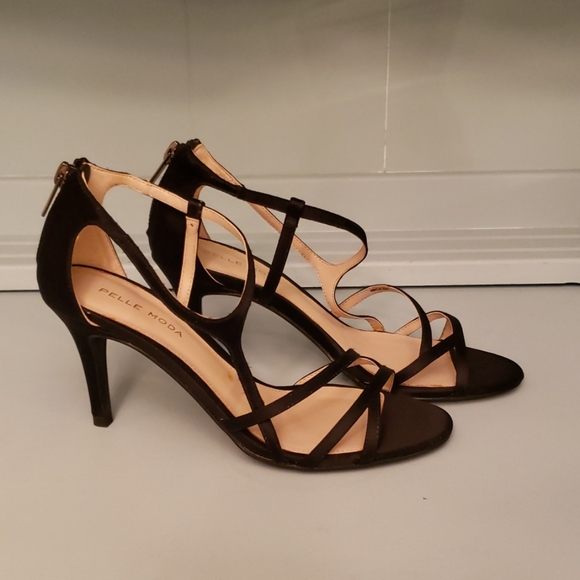 New Pelle Moda Ruby Black Strappy Heels - Picture 5 of 7